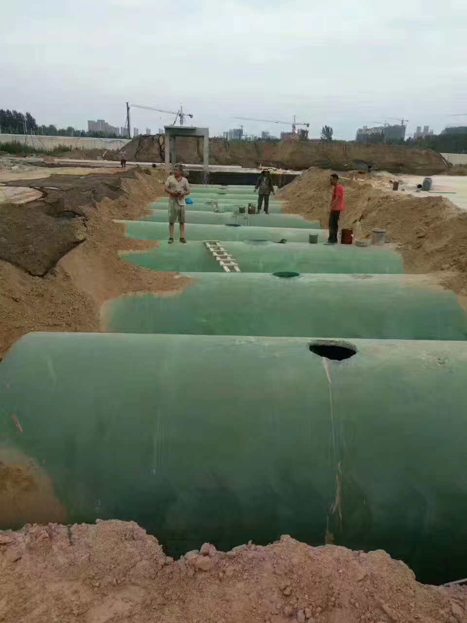 消防池、蓄水池、雨水收集池     萬(wàn)溢罐體應(yīng)用領(lǐng)域